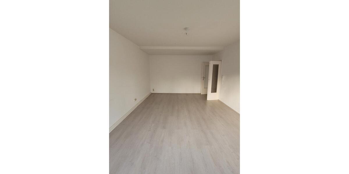 Etagenwohnung Wuppertal Gemarkung Ronsdorf - 2 Zimmer, 63 m&sup2;, 590&euro; | Angebot:25484267