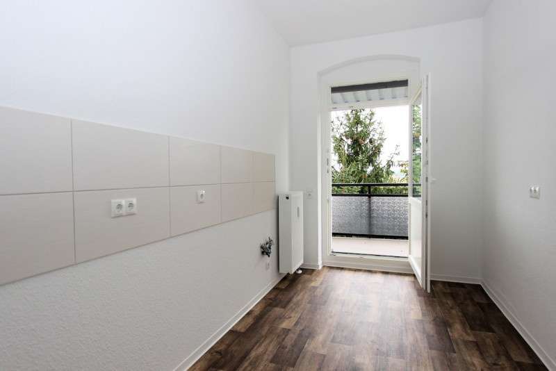 Etagenwohnung Altenburg - 4 Zimmer, 93 m&sup2;, 750&euro; | Angebot:27267607
