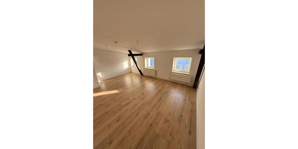 Gepflegte 1-Zimmer-Wohnung mit Tageslichtbad 1 zimmer