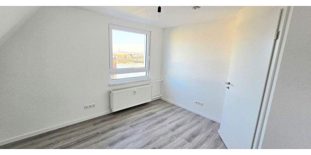 Etagenwohnung Schöningen - 4 Zimmer, 90 m&sup2;, 565&euro; | Angebot:26149203