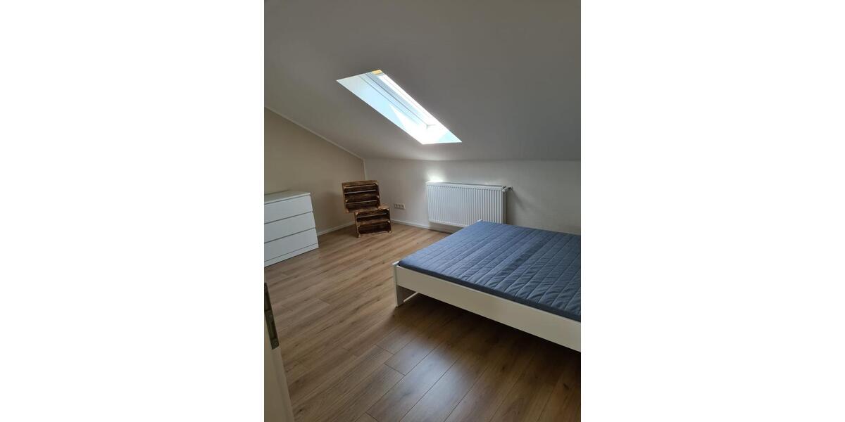 Wohnen auf Zeit Kassel Niederzwehren - 4 Zimmer, 111 m&sup2;, 439&euro; | Angebot:26551251