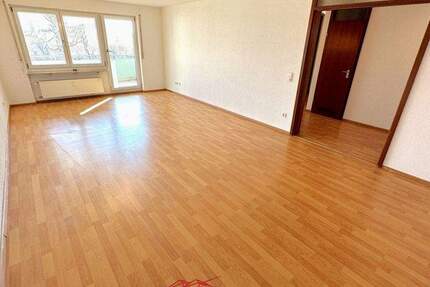 Wohnung Eislingen/Fils Eislingen - 4 Zimmer, 104 m&sup2;, 1.090&euro; | Angebot:26154942