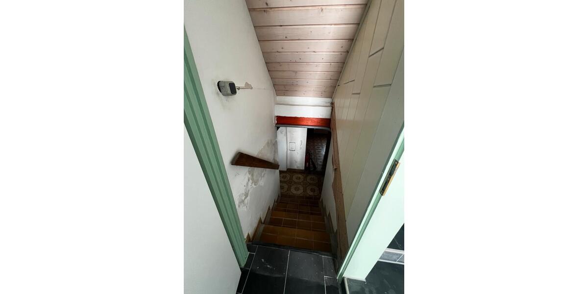 Einfamilienhaus Münster (Hessen) - 9 Zimmer, 180 m&sup2;, 2.450&euro; | Angebot:20612194