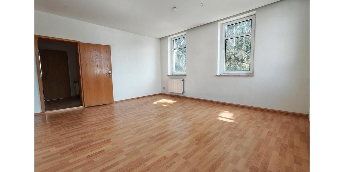 Etagenwohnung Gersdorf - 2 Zimmer, 60 m&sup2;, 370&euro; | Angebot:26582112