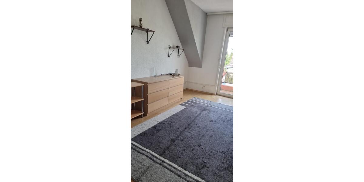 Etagenwohnung Ludwigshafen am Rhein Mundenheim - 3 Zimmer, 100 m&sup2;, 1.000&euro; | Angebot:26689078