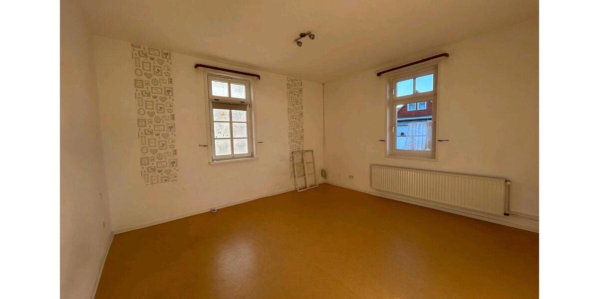 Etagenwohnung Malsfeld - 5 Zimmer, 130 m&sup2;, 1.000&euro; | Angebot:24588916