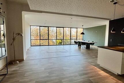 Wohnung Waren (Müritz) - 3 Zimmer, 150 m&sup2;, 1.500&euro; | Angebot:26038399