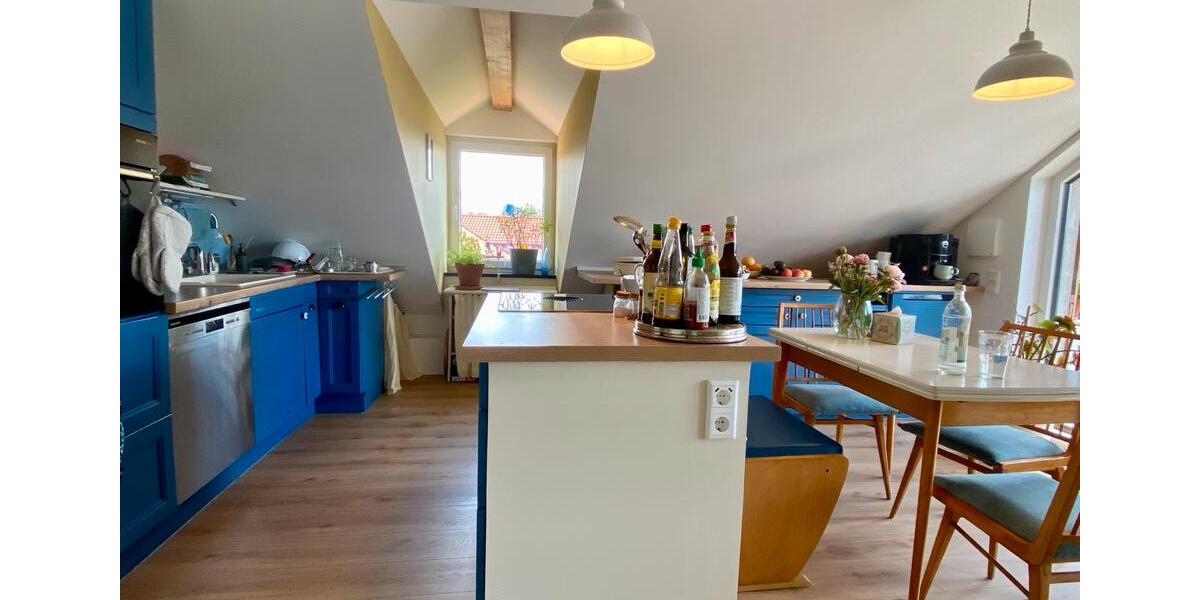 Dachgeschoßwohnung Schäftlarn - 3 Zimmer, 77 m&sup2;, 1.100&euro; | Angebot:26696374