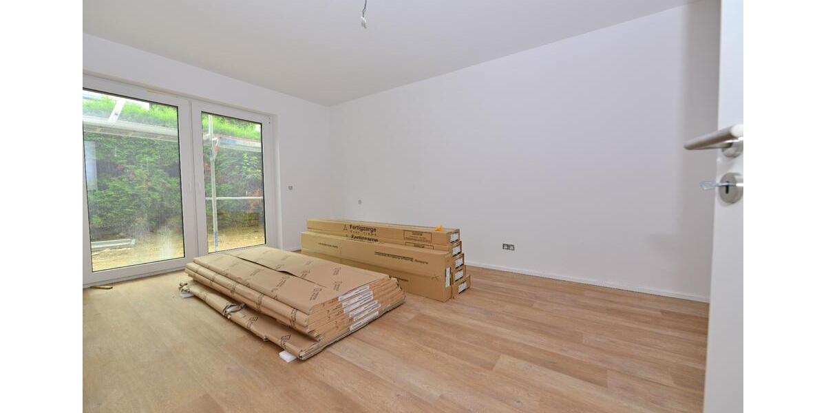 Erdgeschoßwohnung Hennef (Sieg) - 3 Zimmer, 89 m&sup2;, 1.290&euro; | Angebot:26422021