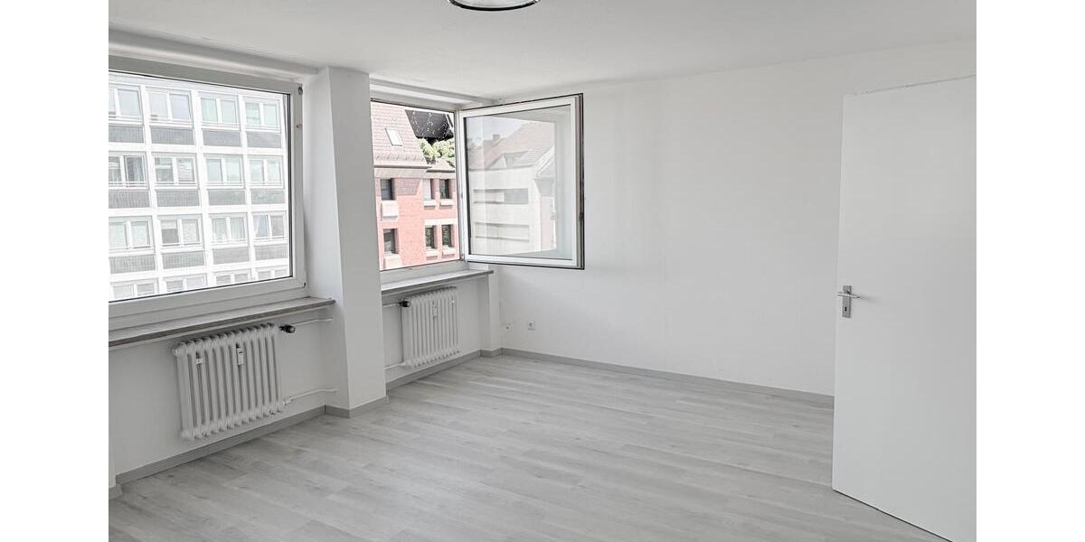 Etagenwohnung Nürnberg Gleißhammer - 1 Zimmer, 33 m&sup2;, 530&euro; | Angebot:26702048