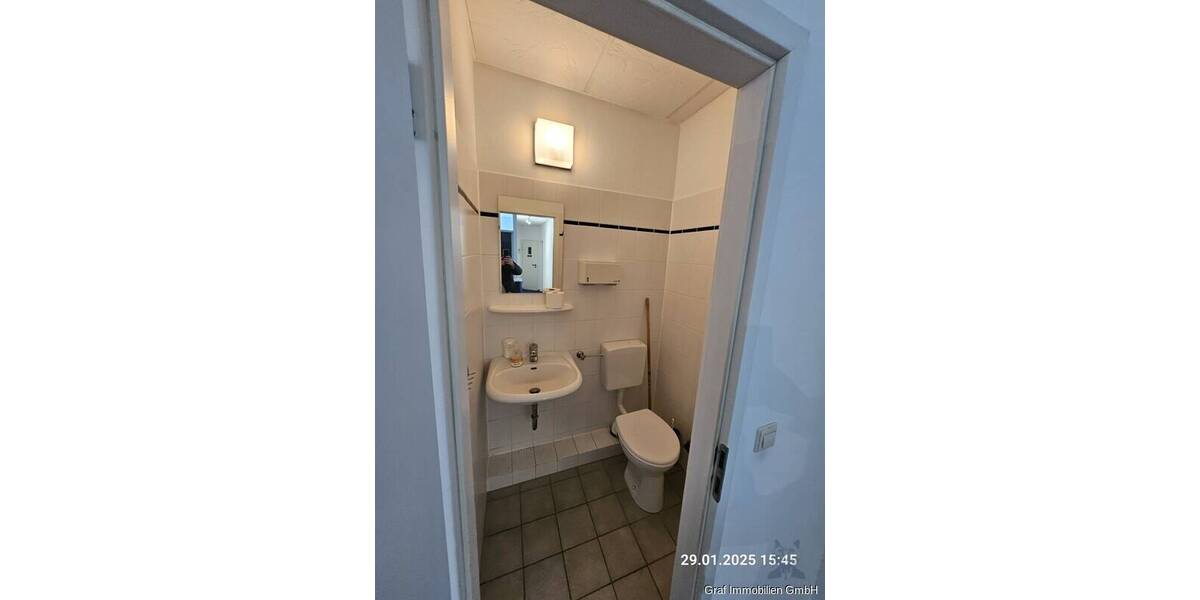 Gewerbeobjekt Strausberg Vorstadt - 7 Zimmer, 88 m&sup2;, 1.300&euro; | Angebot:26080103