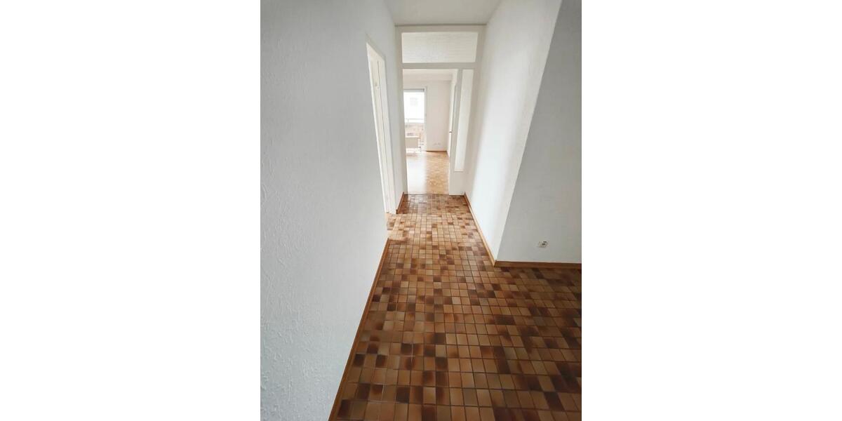 Etagenwohnung Schöneck - 3 Zimmer, 69 m&sup2;, 850&euro; | Angebot:24998461
