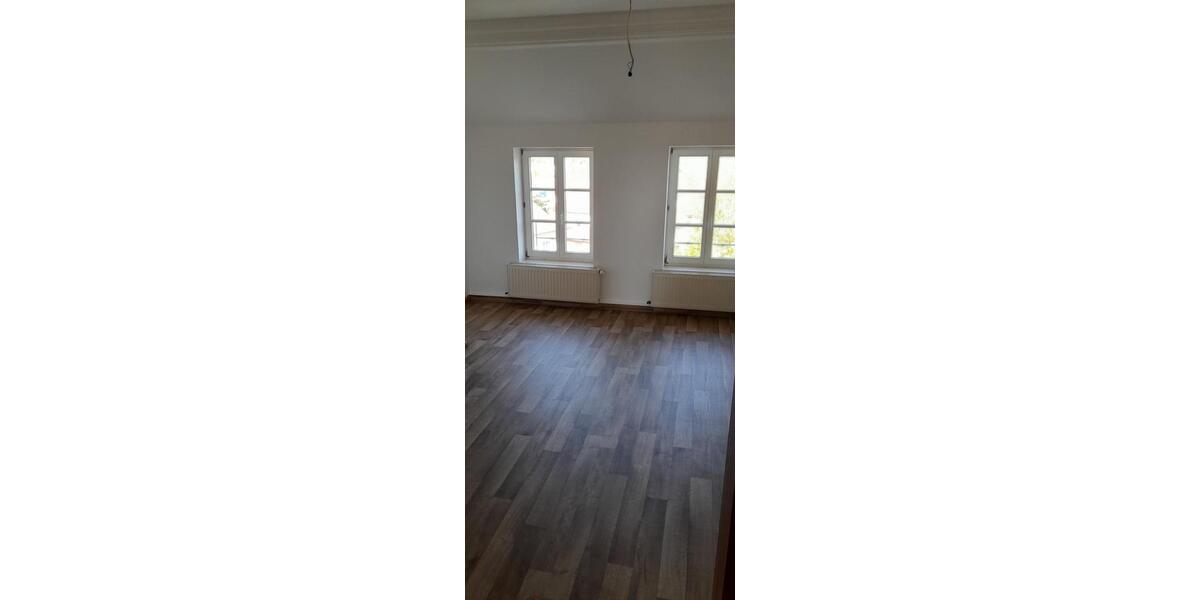 Dachgeschoßwohnung Stendal - 4 Zimmer, 101 m&sup2;, 650&euro; | Angebot:26279625