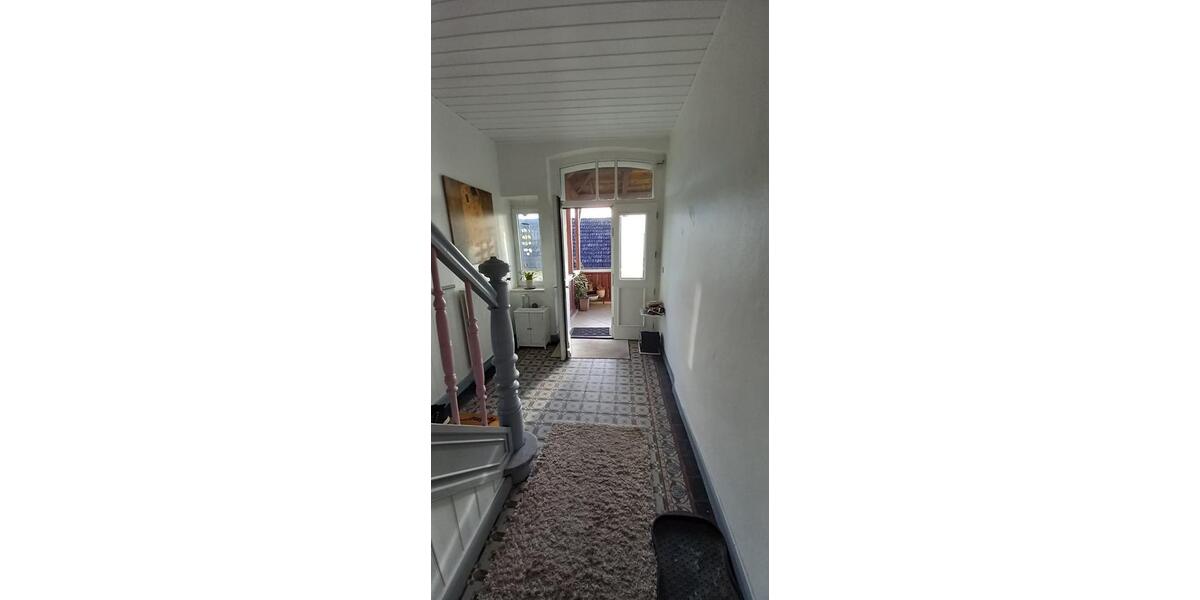 Etagenwohnung Rühen - 3 Zimmer, 80 m&sup2;, 600&euro; | Angebot:25418764