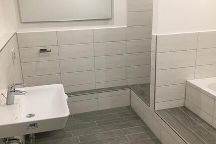 Wohnen auf Zeit Memmingen - 15 Zimmer, 180 m&sup2;, 475&euro; | Angebot:26568152