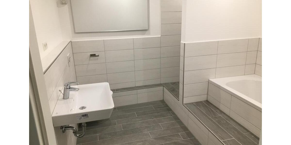 Wohnen auf Zeit Memmingen - 15 Zimmer, 180 m&sup2;, 475&euro; | Angebot:26568152