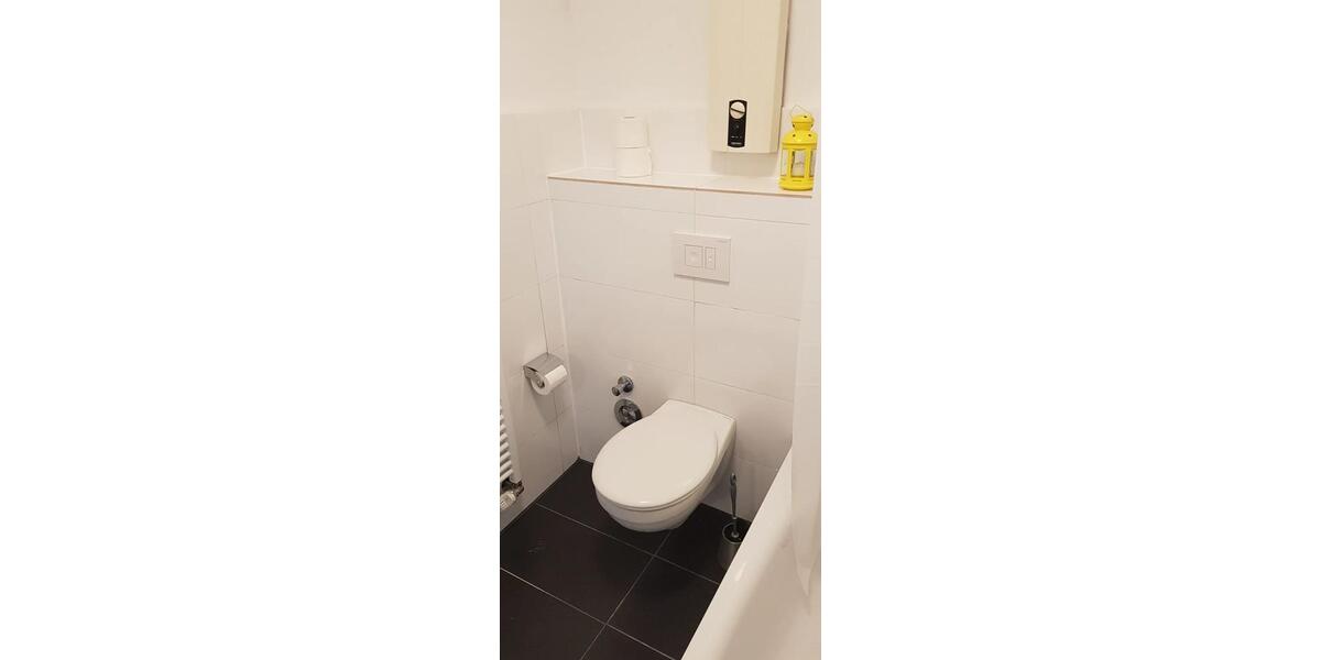 Etagenwohnung Köln Mülheim - 2 Zimmer, 67 m&sup2;, 1.300&euro; | Angebot:25571581