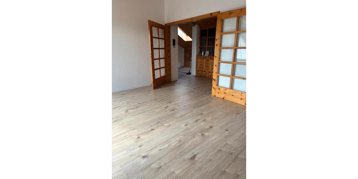 Dachgeschoßwohnung Herbrechtingen - 3 Zimmer, 67 m&sup2;, 870&euro; | Angebot:26043190