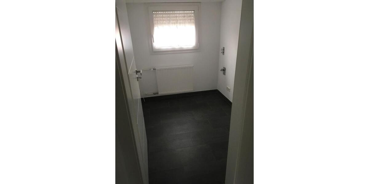 Etagenwohnung Rutesheim - 3.5 Zimmer, 96 m&sup2;, 1.400&euro; | Angebot:26611945
