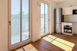 Schlau und effizient geschnittene Wohnung - Bodentiefe Fenster, viel Licht und mitten in der Stadt 2 zimmer