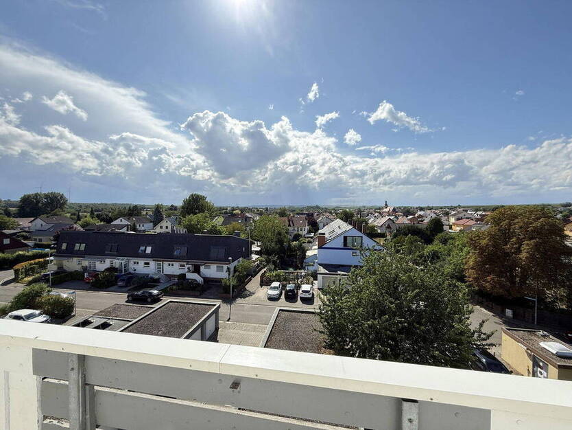 Sonnige 2-Zimmer-Wohnung mit Panorama-Balkon in Worms-Abenheim