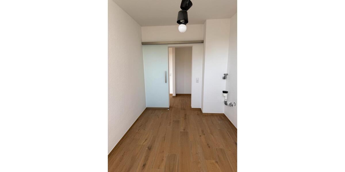 Etagenwohnung Hochheim am Main - 2 Zimmer, 65 m&sup2;, 910&euro; | Angebot:26049623