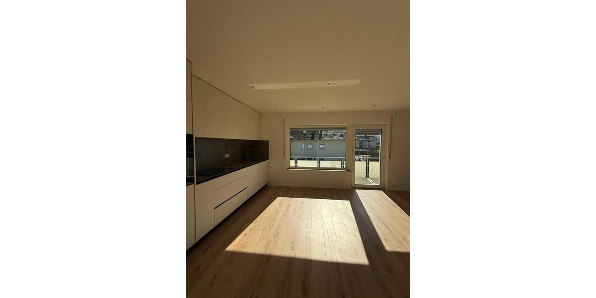 Etagenwohnung Wutöschingen - 4 Zimmer, 100 m&sup2;, 1.190&euro; | Angebot:25636807