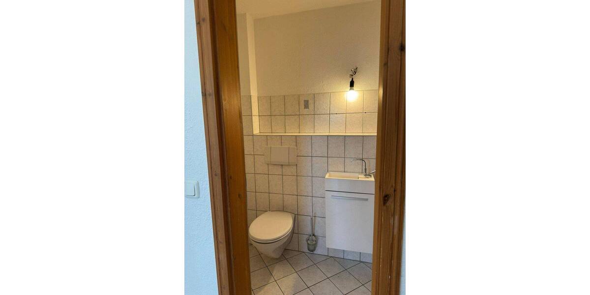 Etagenwohnung Königsdorf Osterhofen - 3 Zimmer, 80 m&sup2;, 950&euro; | Angebot:26791193