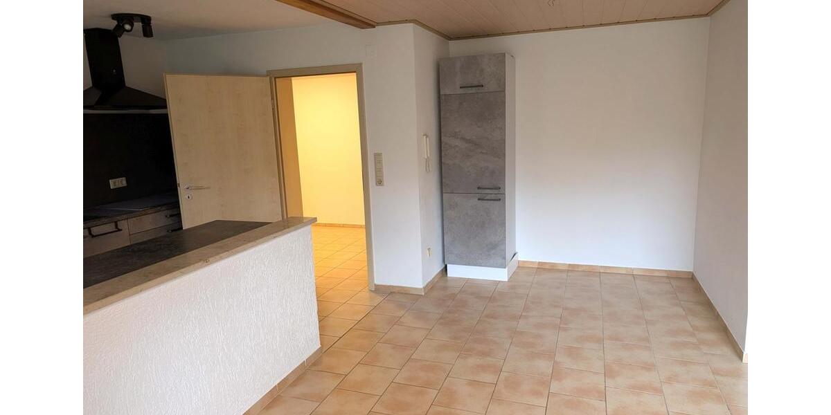 Etagenwohnung Burgoberbach - 2 Zimmer, 68 m&sup2;, 660&euro; | Angebot:25716698