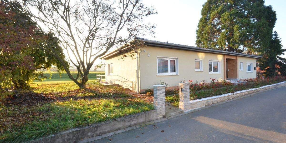 Bungalow Otzberg Ober-Klingen - 5 Zimmer, 150 m&sup2;, 1.500&euro; | Angebot:24859165