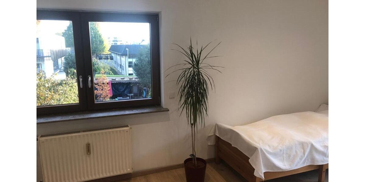 Zwei helle neu renovierte Zimmer zu vermieten 2 zimmer