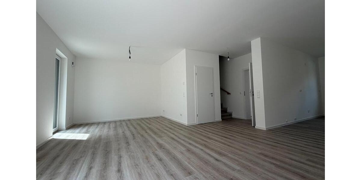 Reihenhaus Burgwedel - 5 Zimmer, 152 m&sup2;, 1.850&euro; | Angebot:26555801