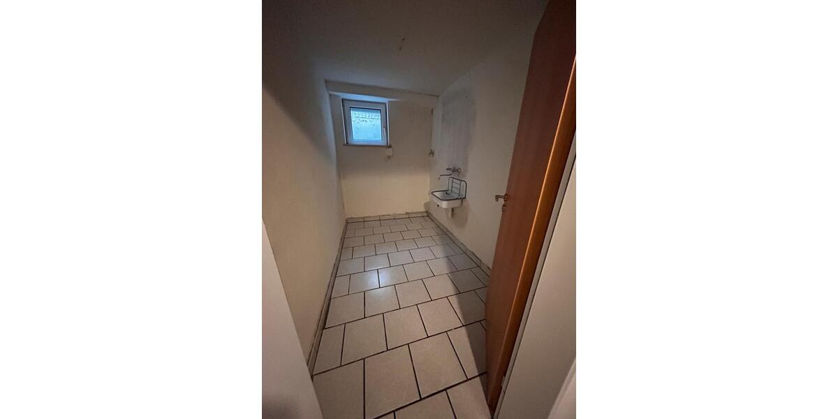 Erdgeschoßwohnung Wilnsdorf - 2 Zimmer, 70 m&sup2;, 700&euro; | Angebot:25170752