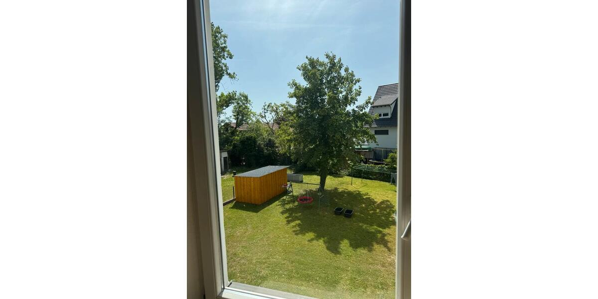Etagenwohnung Wiesbaden - 2 Zimmer, 67 m&sup2;, 1.100&euro; | Angebot:26594332
