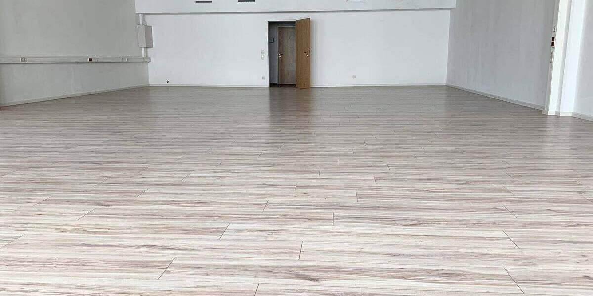 Gewerbeobjekt Altlandsberg - 1 Zimmer, 136 m&sup2;, 958&euro; | Angebot:25749160