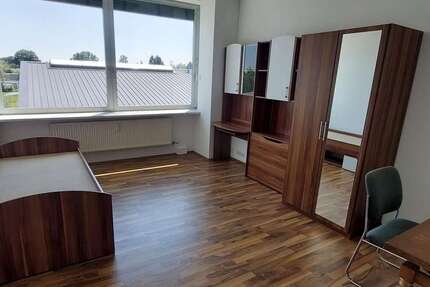 Zimmer Langweid-Foret Foret - 410&euro; | Angebot:18334700