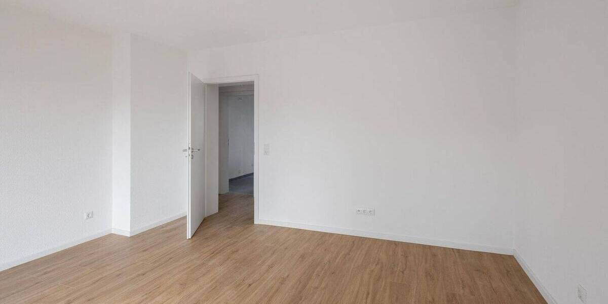 Etagenwohnung Hof Innenstadt - 3 Zimmer, 76 m&sup2;, 945&euro; | Angebot:26368856