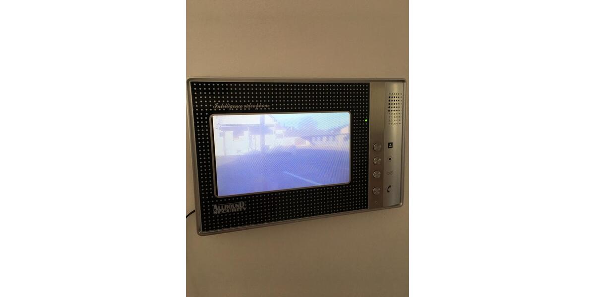 Etagenwohnung Saarbrücken Ensheim - 4 Zimmer, 105 m&sup2;, 850&euro; | Angebot:26225918