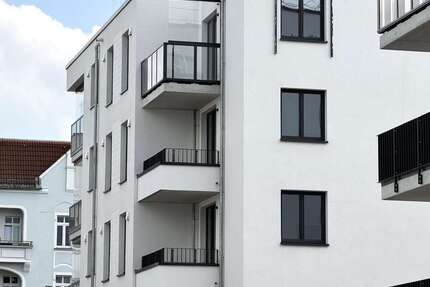 Wohnung Berlin Lichtenberg - 4 Zimmer, 85 m&sup2;, 977&euro; | Angebot:27295002