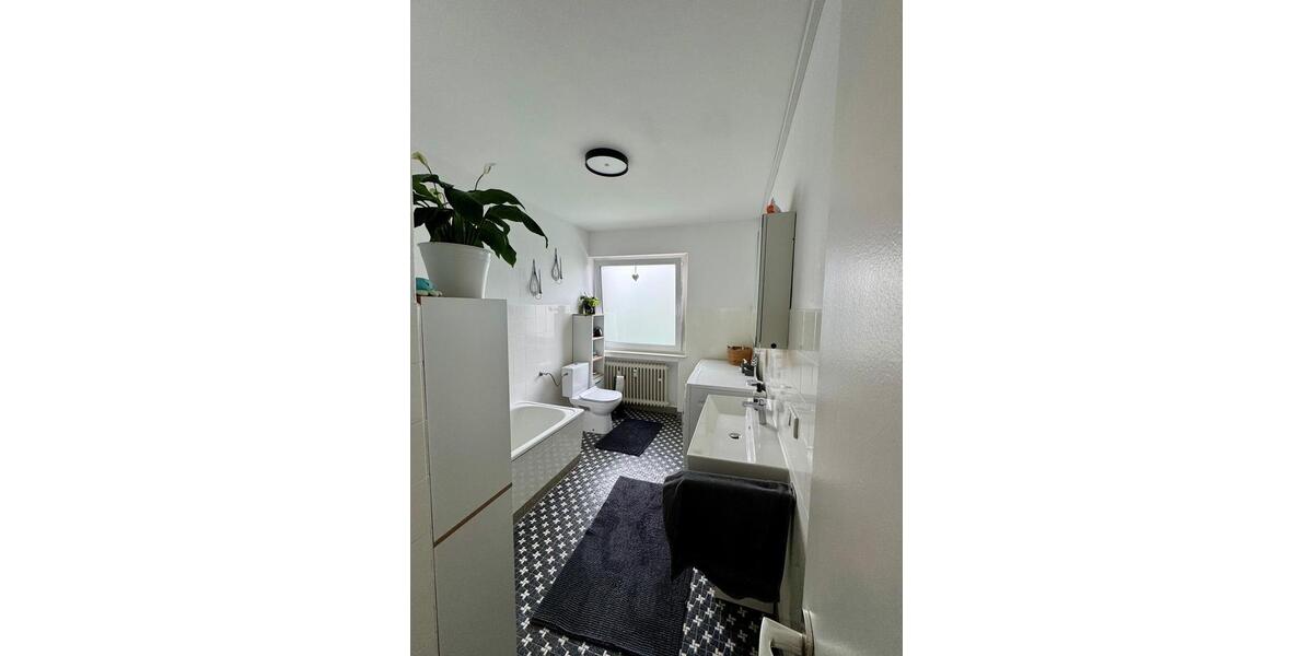 Etagenwohnung Bad Sooden-Allendorf Allendorf - 4 Zimmer, 122 m&sup2;, 890&euro; | Angebot:26498245
