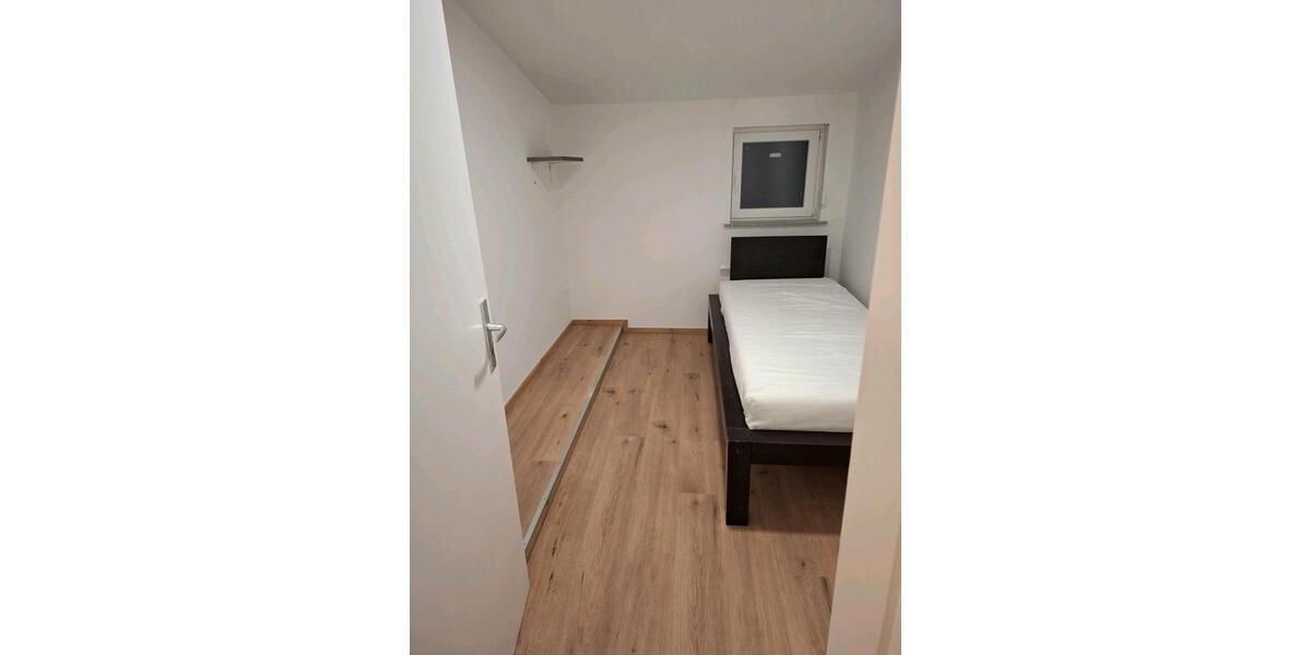 Wohnen auf Zeit Biebertal - 9 Zimmer, 15 m&sup2;, 399&euro; | Angebot:26120215