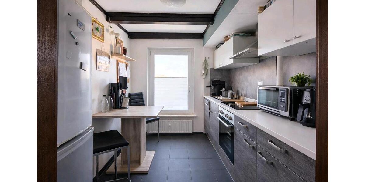 Dachgeschoßwohnung Stadtoldendorf - 3 Zimmer, 71 m&sup2;, 450&euro; | Angebot:25049580