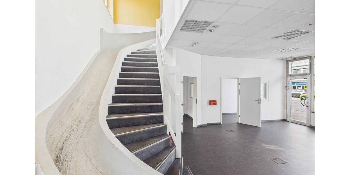 MIETEN. |163 m² Mietfläche verteilt auf 2 Etagen mit Warentransportsystem vom OG ins EG zimmer