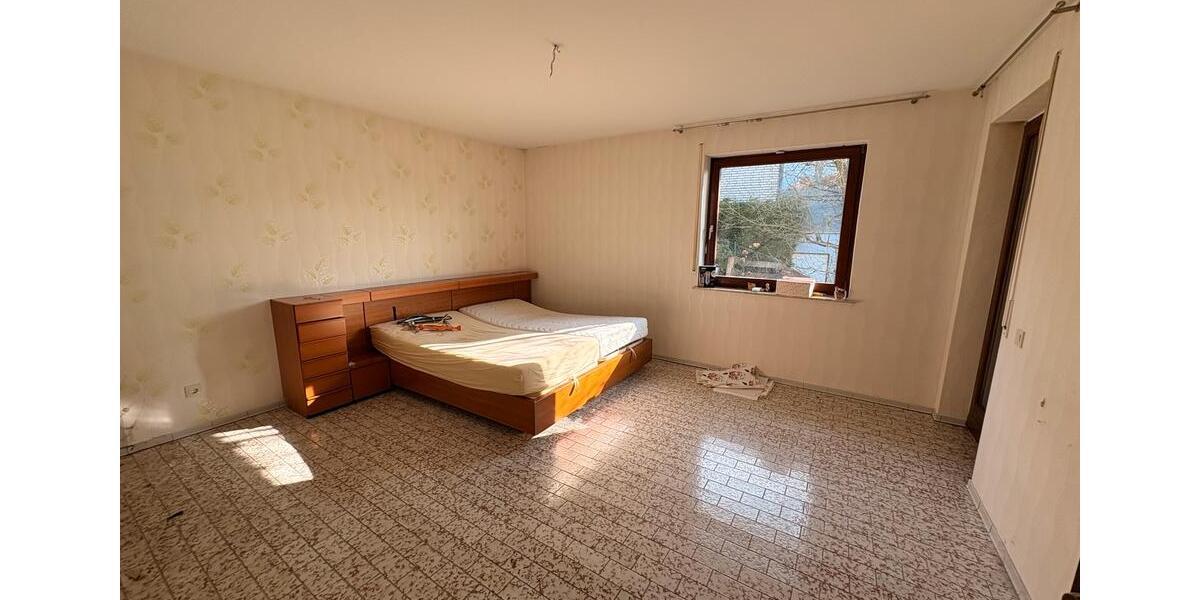 Etagenwohnung Marienheide - 4 Zimmer, 120 m&sup2;, 1.100&euro; | Angebot:26498600