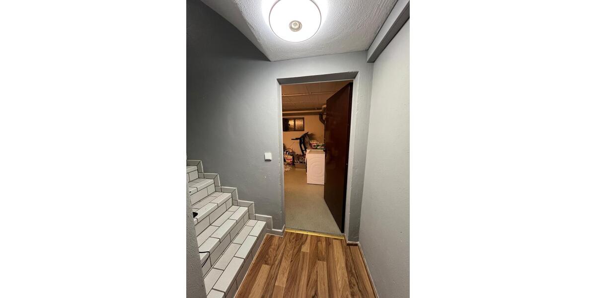 Doppelhaushälfte Weichs - 6 Zimmer, 175 m&sup2;, 2.800&euro; | Angebot:26480772