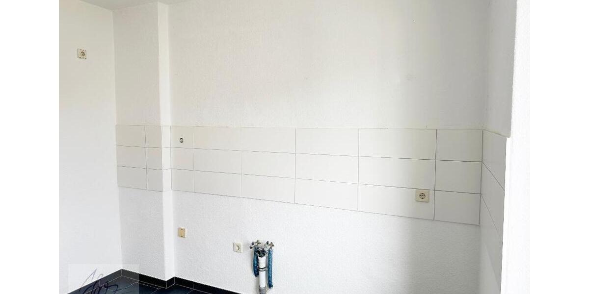 Etagenwohnung Nünchritz - 3 Zimmer, 62 m&sup2;, 320&euro; | Angebot:26400678