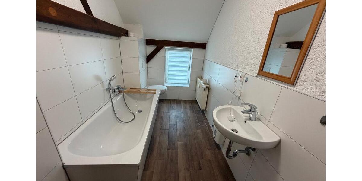 Maisonettenwohnung Raguhn-Jeßnitz Jeßnitz (Anhalt) - 2 Zimmer, 72 m&sup2;, 450&euro; | Angebot:26459505
