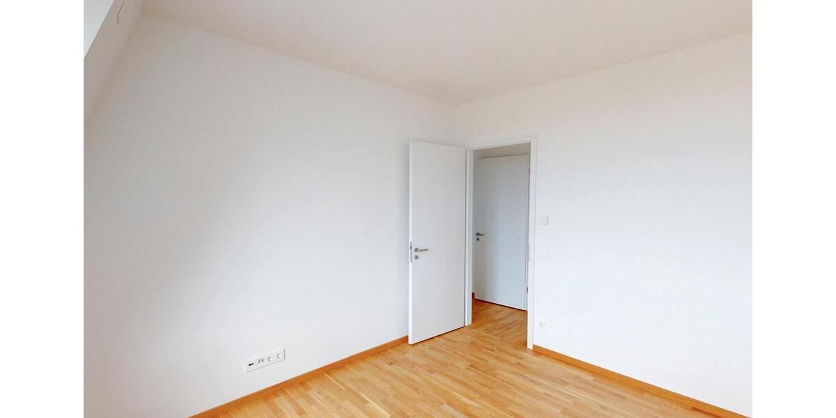 Dachgeschoßwohnung Heilbronn Kernstadt - 4 Zimmer, 147 m&sup2;, 2.150&euro; | Angebot:23051143