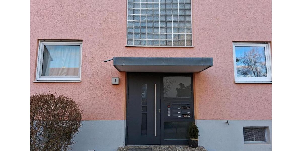 Etagenwohnung Bamberg Am Bruderwald - 2 Zimmer, 87 m&sup2;, 860&euro; | Angebot:25254891