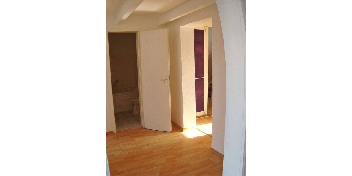 Etagenwohnung Hof Innenstadt - 4 Zimmer, 65 m&sup2;, 370&euro; | Angebot:26787035